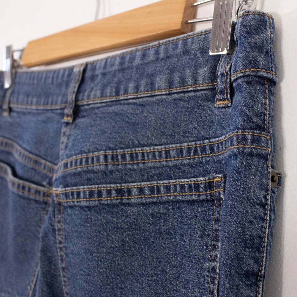 *Van Heusen Medium Wash Jeans - Picture 3 of 9